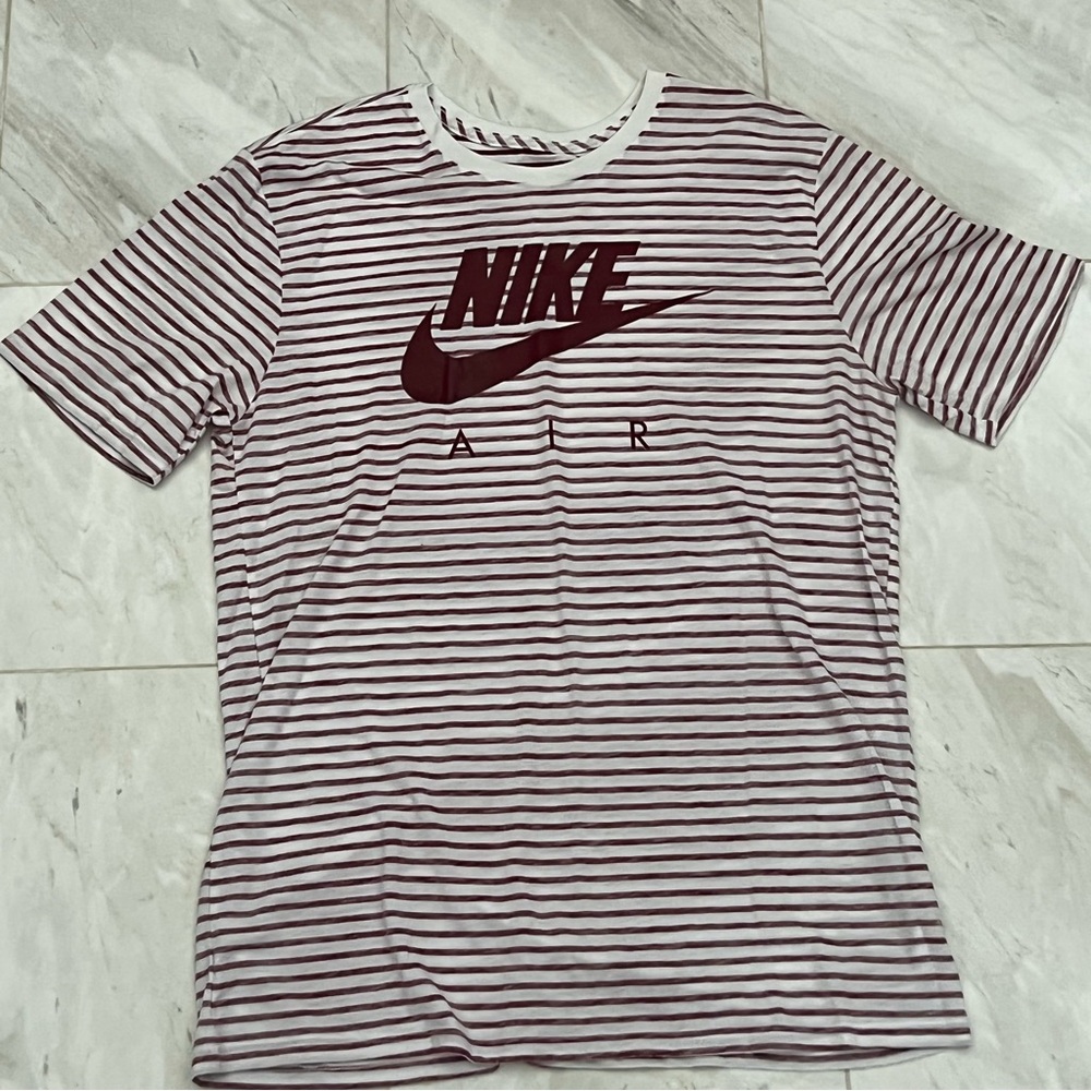 Nike Air Red Striped Tee Large